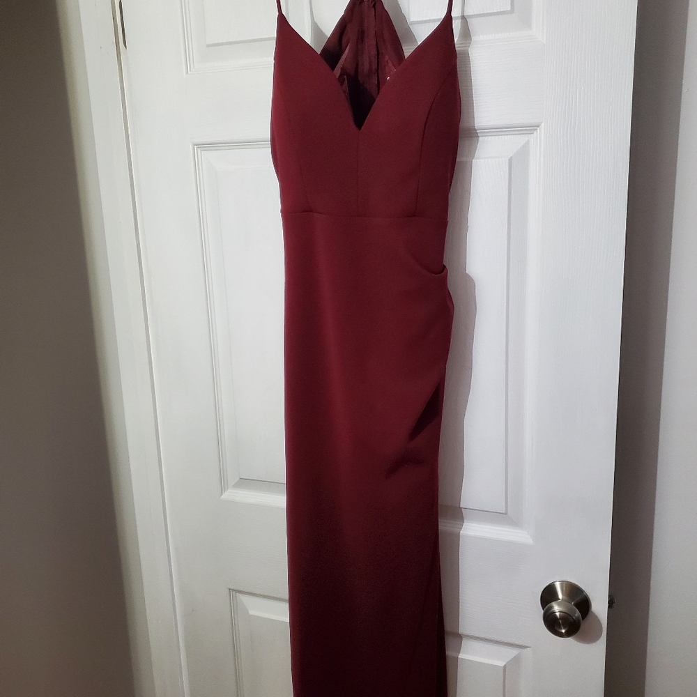 Womens floor length special occasion dress
